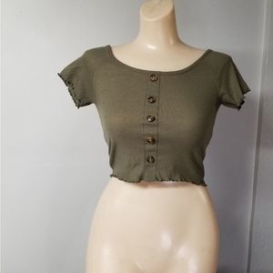 Sage green mock button cropped top medium junior short sleeve M derek hart